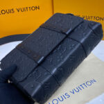 Louis Vuitton Trunk Messenger M57726 Black